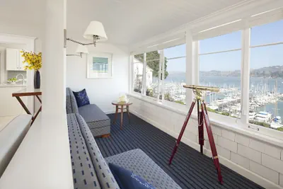 Photo 2 - Casa Madrona Hotel & Spa