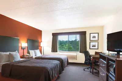 Photo 5 - AmericInn by Wyndham Ashland