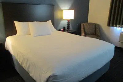 Photo 4 - AmericInn by Wyndham Hayward
