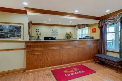 Photo 5 - Econo Lodge Inn & Suites Flowood - Jackson Northwest