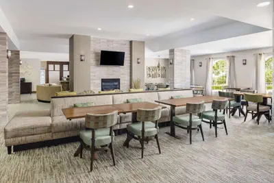 Photo 4 - Homewood Suites by Hilton Dallas-DFW Airport N-Grapevine