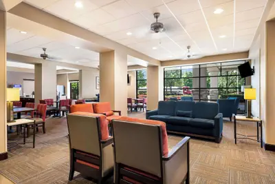 Photo 4 - Comfort Suites Northlake