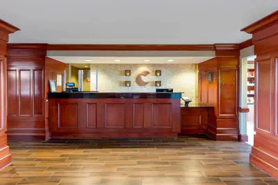 Photo 2 - Comfort Suites Manassas Battlefield Park