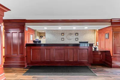 Photo 4 - Comfort Suites Manassas Battlefield Park