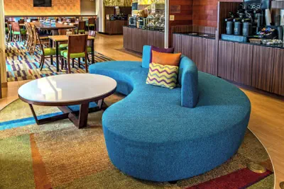 Photo 3 - Fairfield Inn & Suites by Marriott Near Universal Orlando