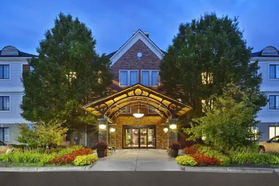 Photo 2 - Staybridge Suites Detroit-Utica by IHG