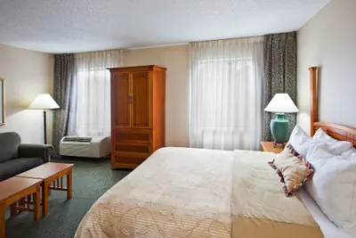 Photo 3 - Staybridge Suites Detroit-Utica by IHG
