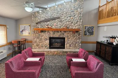 Photo 3 - AmericInn by Wyndham Stillwater