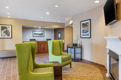 Photo 2 - Comfort Inn DeKalb - University Area