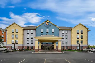 Photo 2 - Comfort Inn Indianapolis East