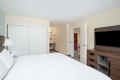 Photo 5 - Hampton Inn & Suites by Hilton West Little Rock