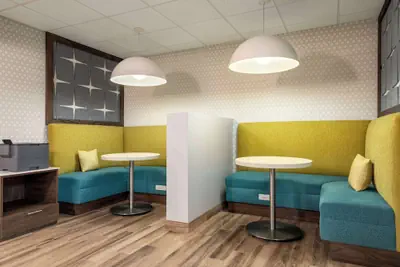 Photo 5 - Hampton Inn & Suites Springfield, MO