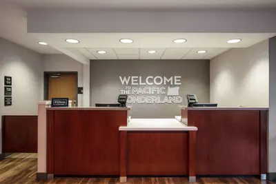 Photo 5 - Hampton Inn Medford