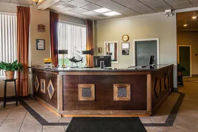 Photo 4 - Quality Inn & Suites at Coos Bay
