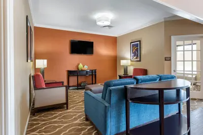Photo 5 - Comfort Inn & Suites Bryant - Benton
