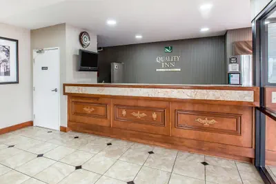 Photo 5 - Quality Inn Montgomery South
