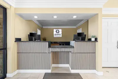 Photo 3 - Quality Inn & Suites Santa Maria