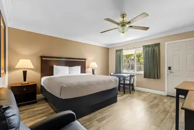 Photo 2 - Quality Inn & Suites Santa Maria