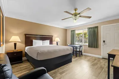 Photo 2 - Quality Inn & Suites Santa Maria