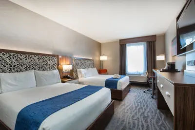 Photo 5 - Holiday Inn Express Redwood City-Central by IHG