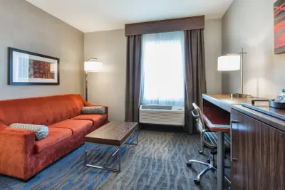 Photo 3 - Holiday Inn Express Redwood City-Central by IHG