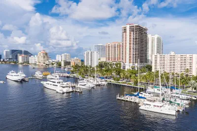 Photo 2 - Hyatt Place Fort Lauderdale Cruise Port & Convention Center