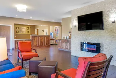 Photo 3 - Comfort Inn Auburn - Seattle