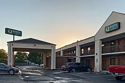 Photo 2 - Quality Inn Henderson I-85