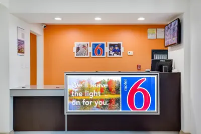Photo 5 - Motel 6 White House, TN
