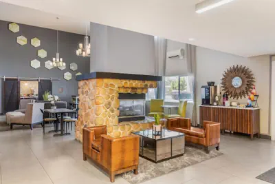 Photo 3 - Best Western Plus Wenatchee Downtown Hotel