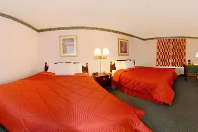 Photo 4 - Quality Inn & Suites Evansville North