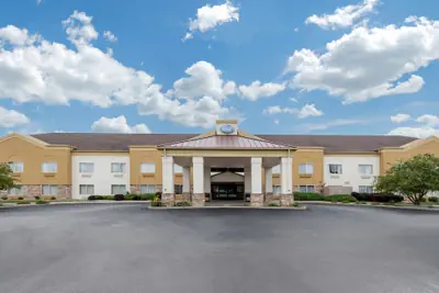 Photo 2 - Comfort Suites Lafayette University Area