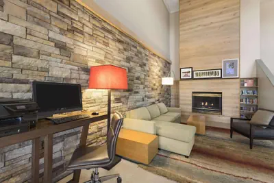 Photo 3 - Country Inn & Suites by Radisson, Ankeny - Des Moines