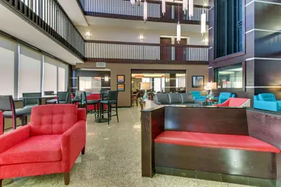 Photo 4 - Heritage Inn Suites Houston/Sugar Land, Trademark by Wyndham