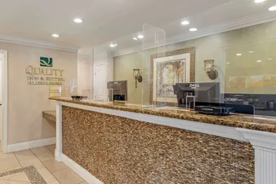 Photo 4 - Quality Inn & Suites Anaheim Maingate