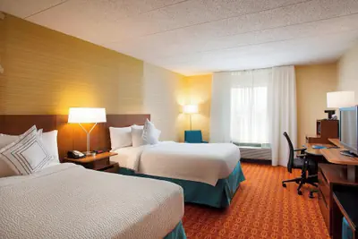 Photo 5 - Fairfield Inn and Suites by Marriott Chicago Midway Airport