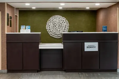 Photo 2 - Fairfield Inn & Suites by Marriott Gulfport
