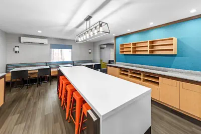 Photo 4 - MainStay Suites Cincinnati Blue Ash