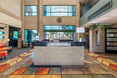 Photo 4 - Best Western Plus Sundial