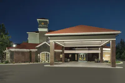 Photo 2 - La Quinta Inn & Suites by Wyndham Orem University Pwy/Provo