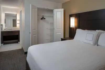 Photo 5 - Sonesta ES Suites Fairfax Fair Lakes