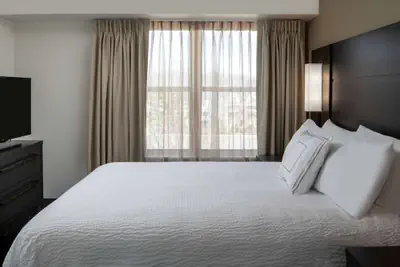 Photo 4 - Sonesta ES Suites Fairfax Fair Lakes