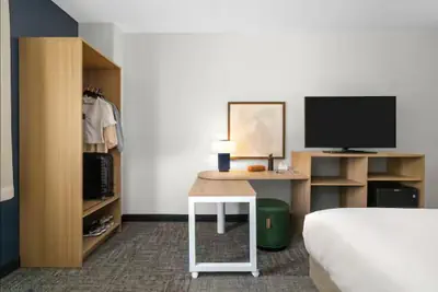Photo 4 - Spark by Hilton Grand Rapids