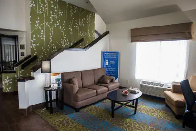Photo 4 - Sleep Inn Midland - Bay City West