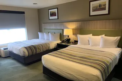 Photo 4 - Country Inn & Suites by Radisson, West Valley City, UT