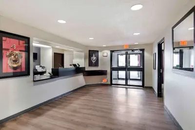 Photo 4 - Extended Stay America Suites Kansas City South