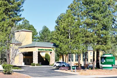 Photo 2 - GreenTree Inn & Suites in Pinetop