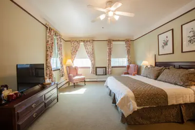 Photo 5 - Rivers Edge Resort