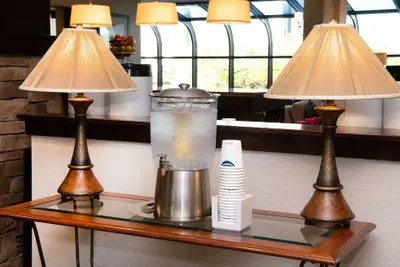 Photo 4 - Hampton Inn Cleveland-Solon