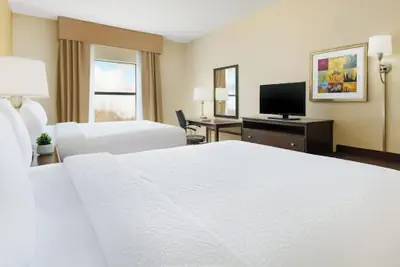 Photo 5 - Countryside Inn and Suites
